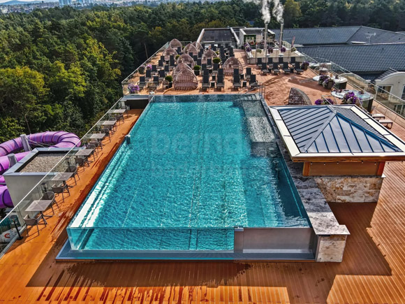 Stainless stainless steel swimming pool